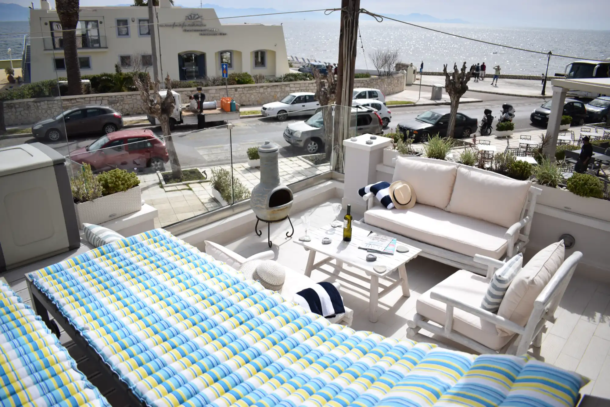Balcony sunbathing area